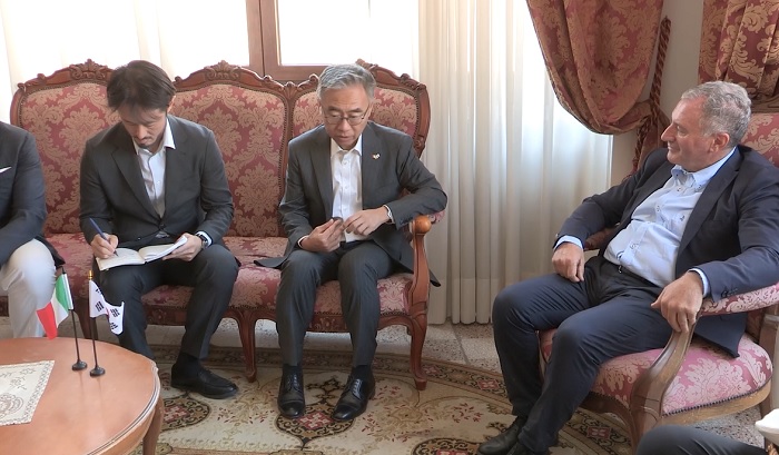 CASTEL DI SANGRO: VISITA DELL’AMBASCIATORE COREANO, PARTE IL DIALOGO PER NUOVE COLLABORAZIONI